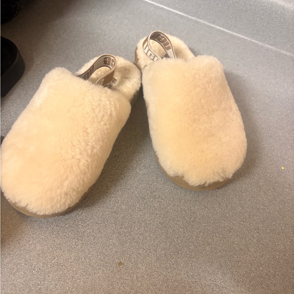 UGG Kids Cream Fluffy Slippers
